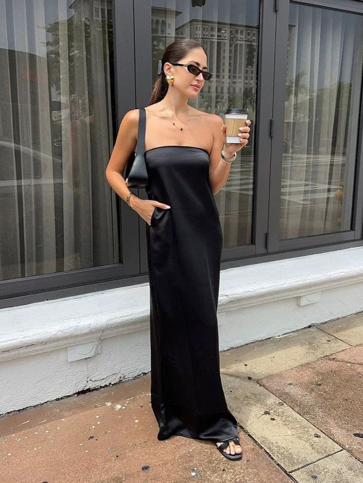 サテンポケット付きワンピース