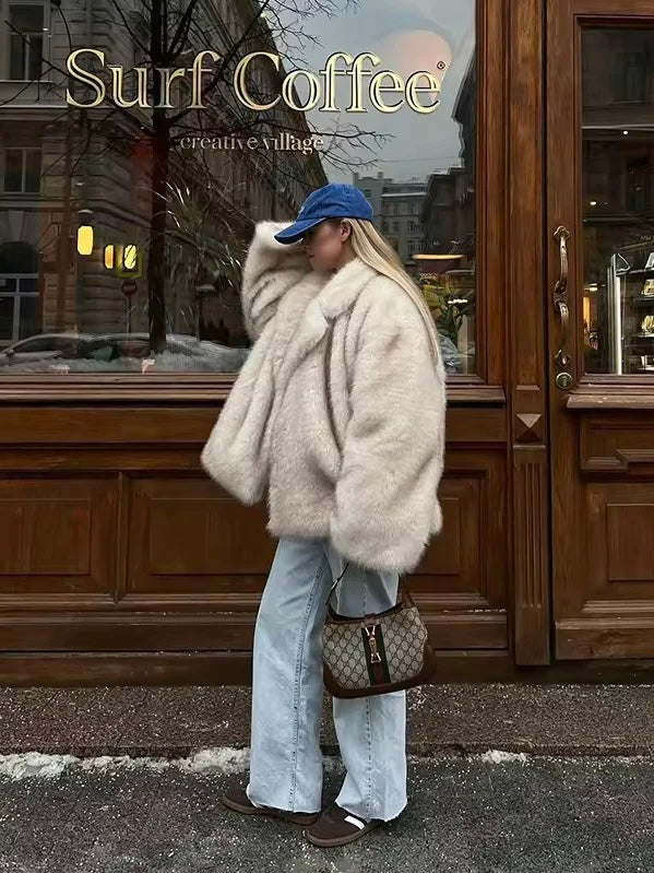 オーバーサイズフェイクファージャケット