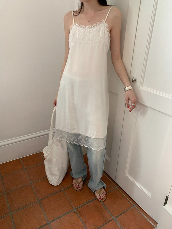 サテンレースワンピース