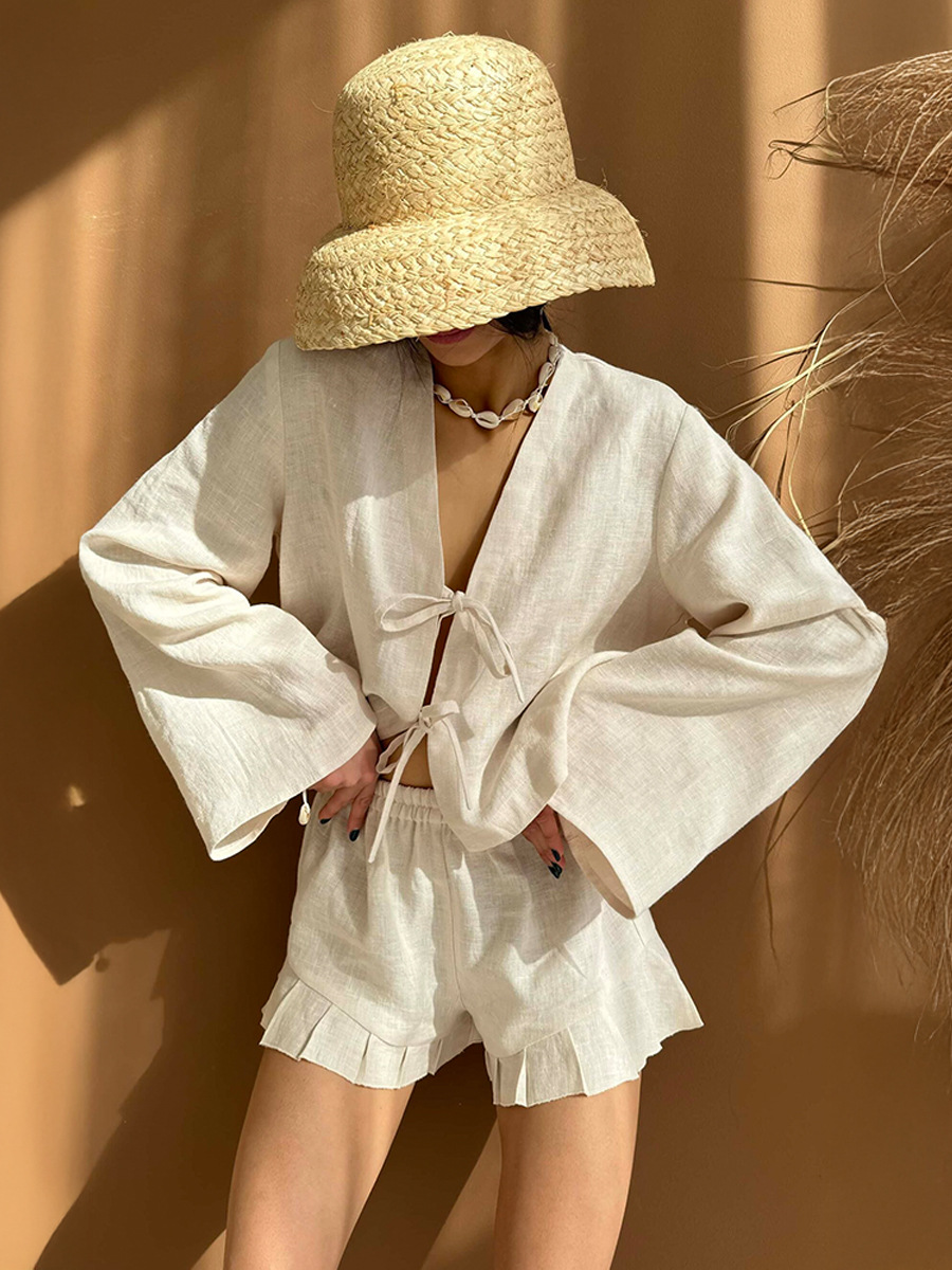 レースアップシャツフリルショートパンツセット