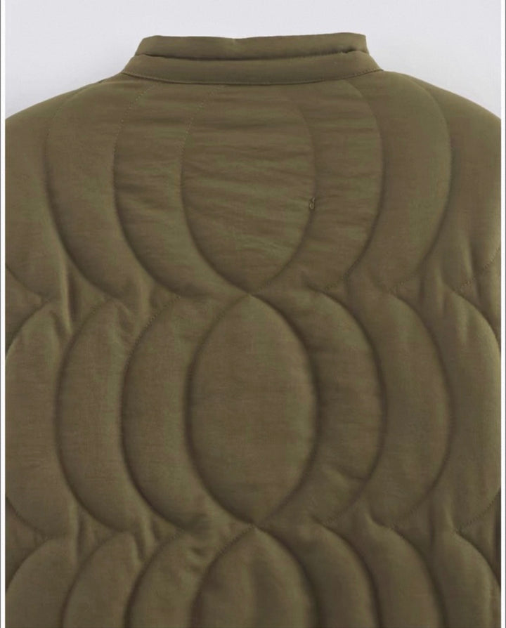 フラワー柄キルティングジャケット