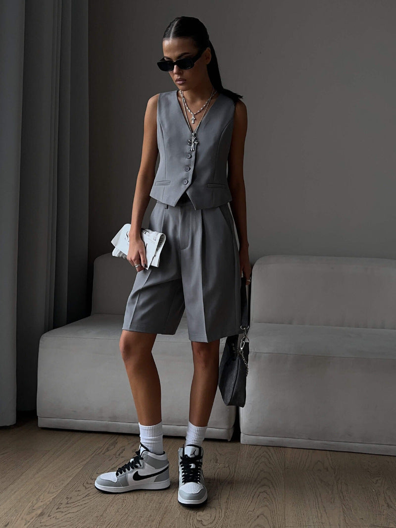 クラシカルベストバミューダパンツセットアップ