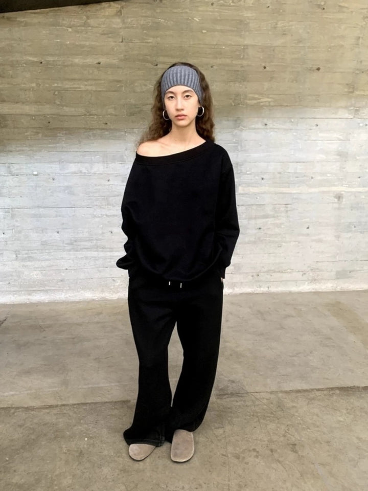 オフショルスウェットセットアップ