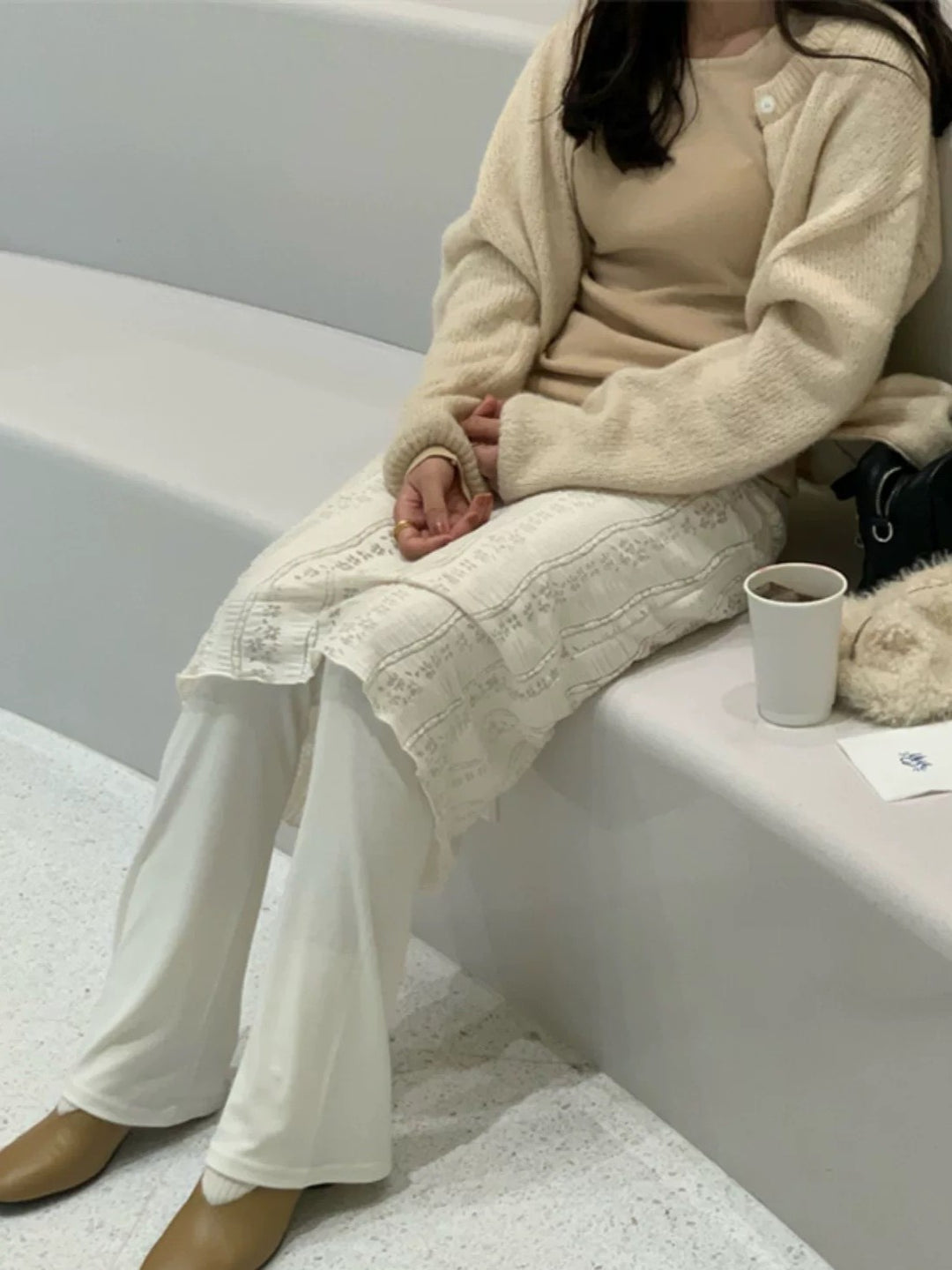 レーススカート付きフレアパンツ