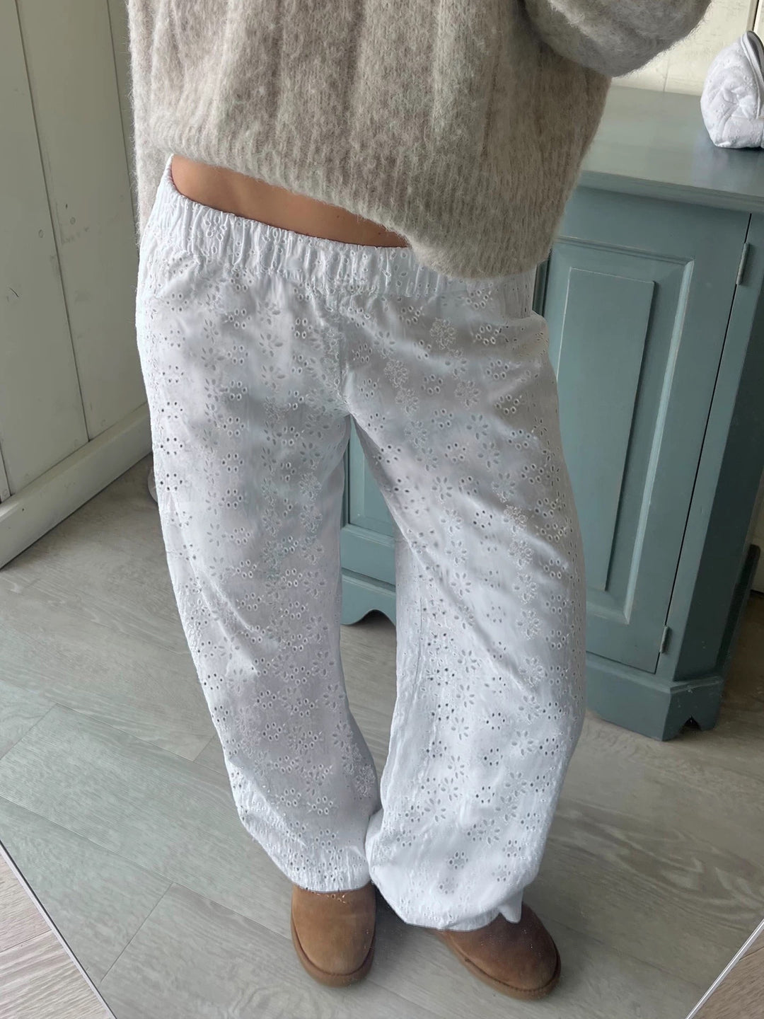 カットワークレースイージーパンツ