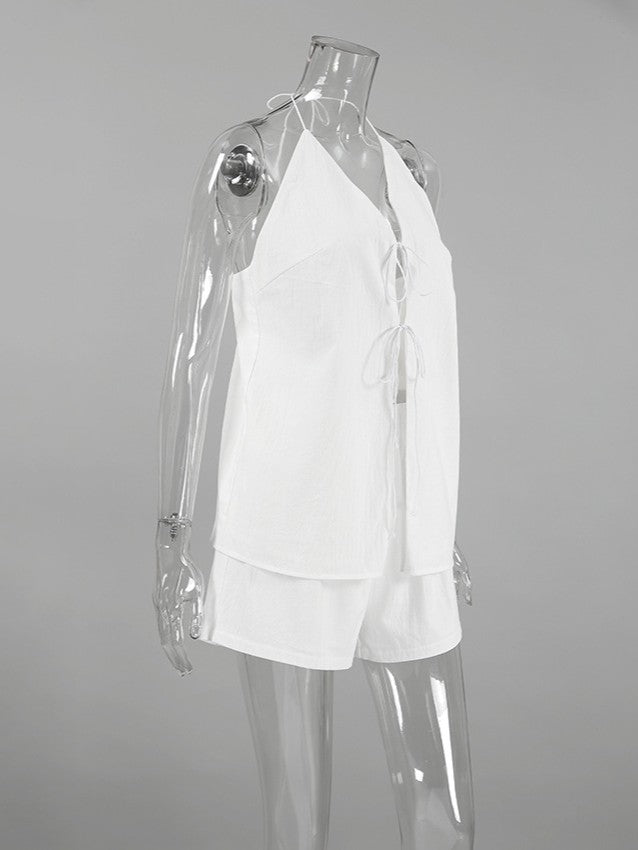 レースアップホルターネックショーツセット