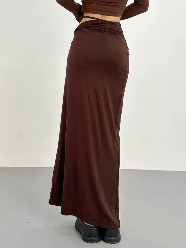 アシンメトリードレープスカート