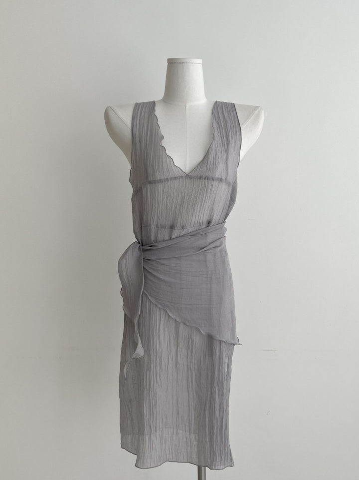 スカーフ付きテクスチャーワンピース