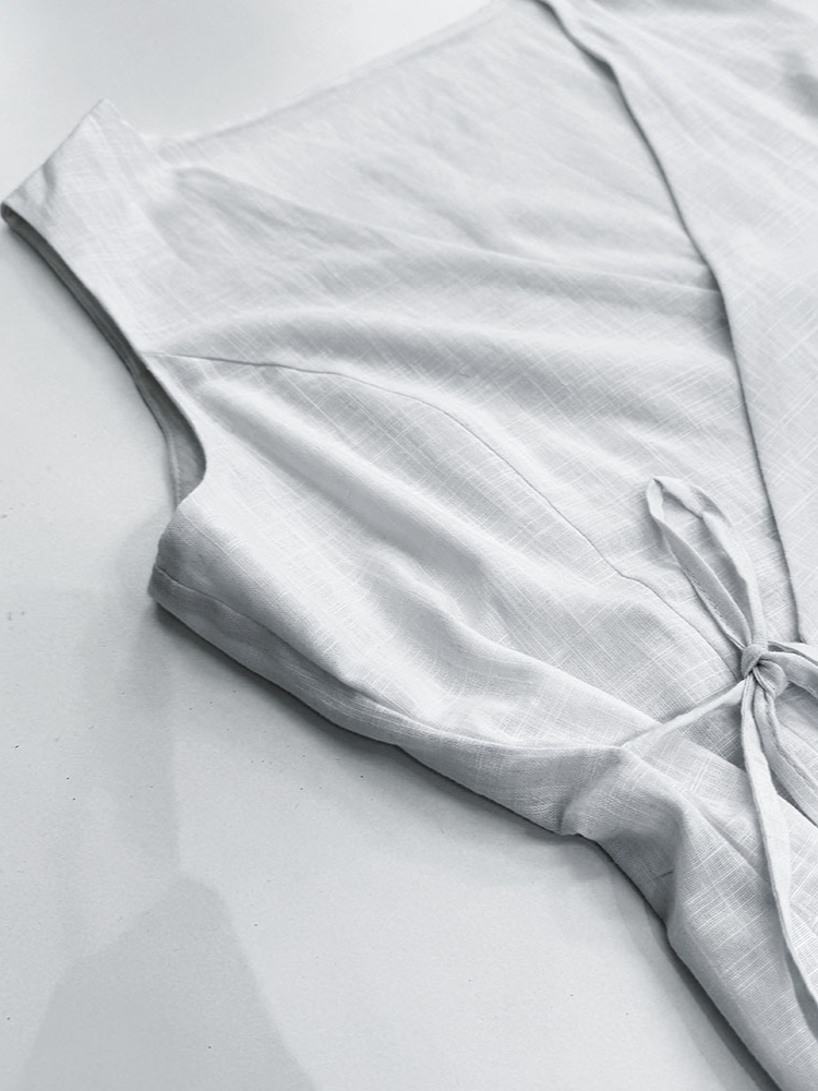 スリーブレスカシュクールミニワンピース