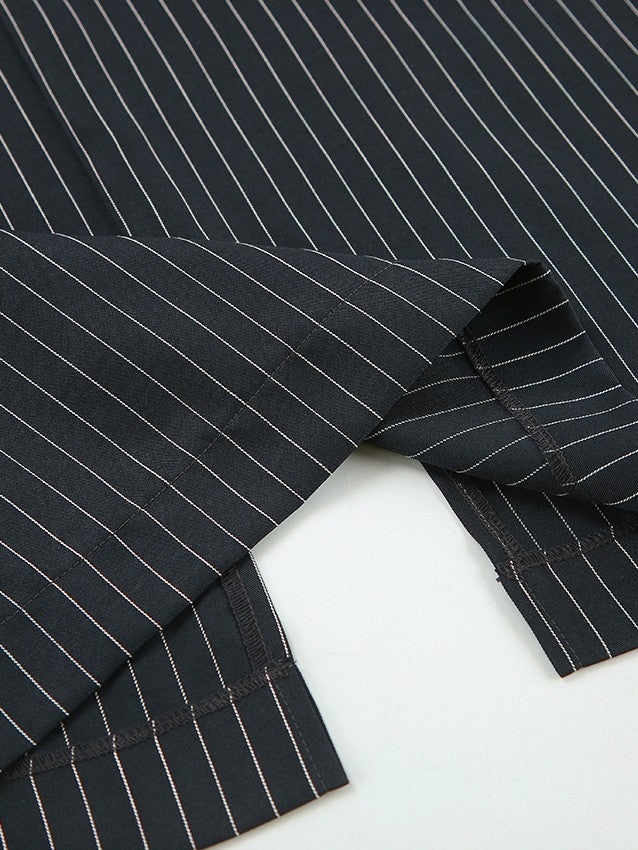 ピンストライプペンシルスリットスカート