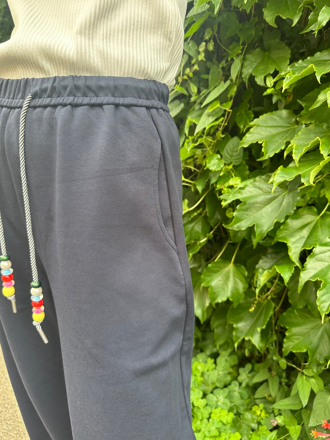 【アウトレット】(即納) ミックスカラービーズルーズスウェットパンツ