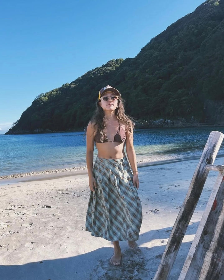 バイアスチェックプリーツミディスカート