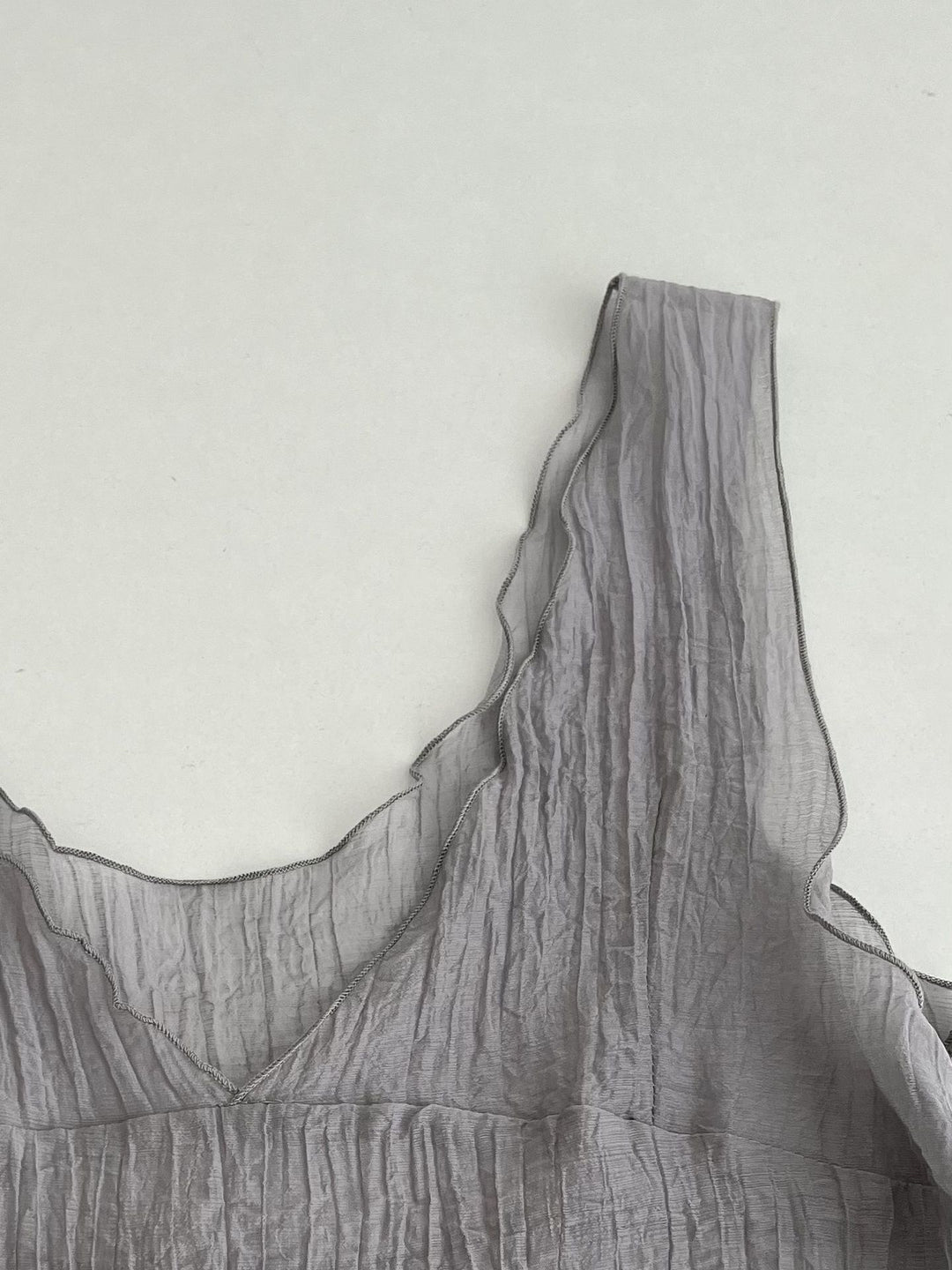 スカーフ付きテクスチャーワンピース