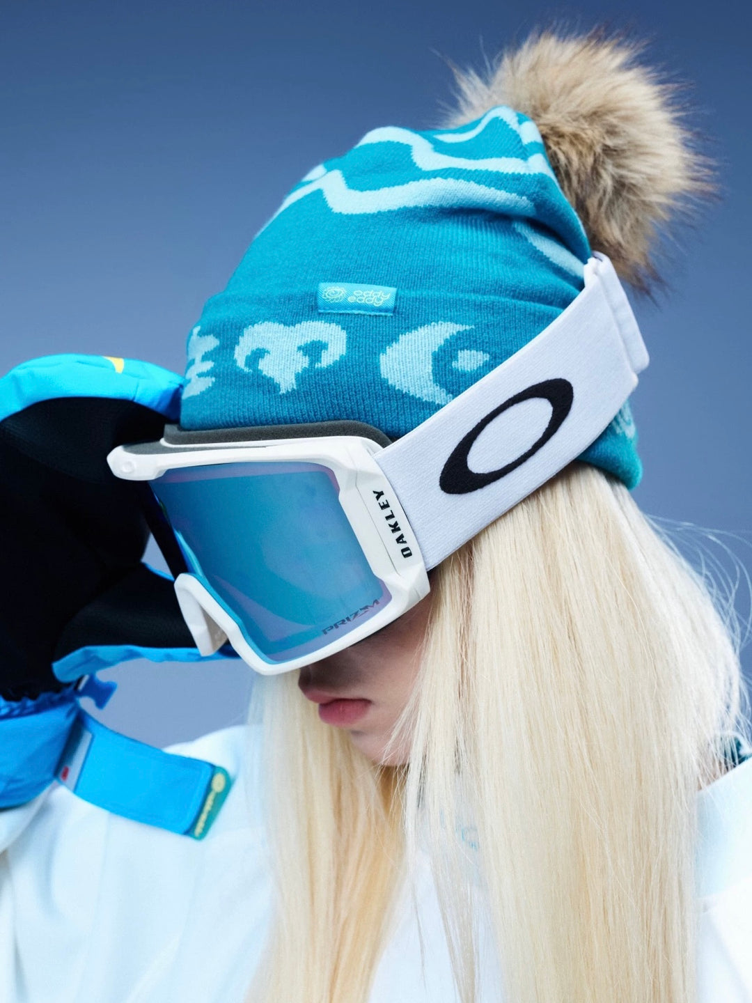 ニュアンス wavy pomponニットCap