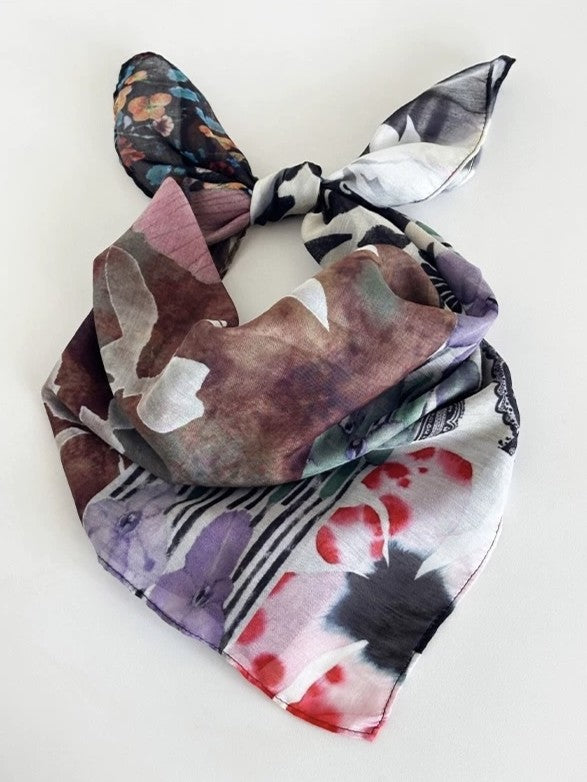 パッチワークフラワースカーフ