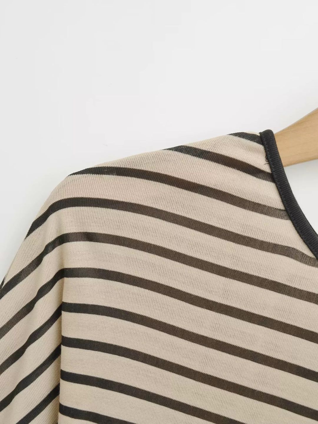 バイアスストライプオフショルカットソー