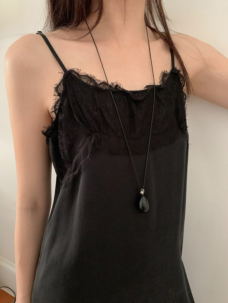 サテンレースワンピース