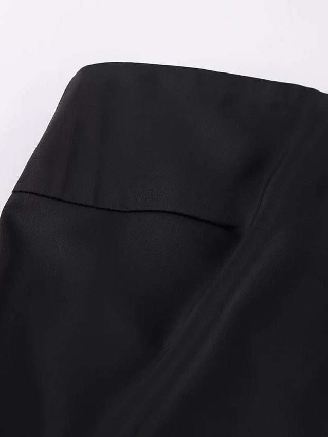 サテンポケット付きワンピース