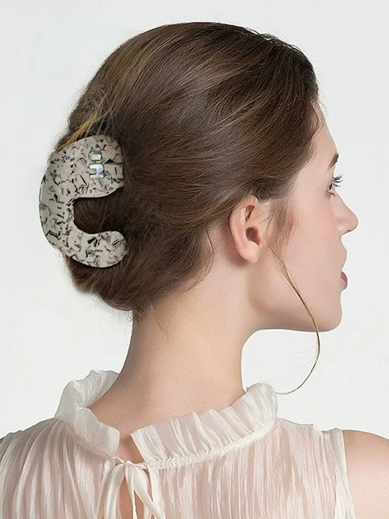 イニシャルモチーフヘアクリップ