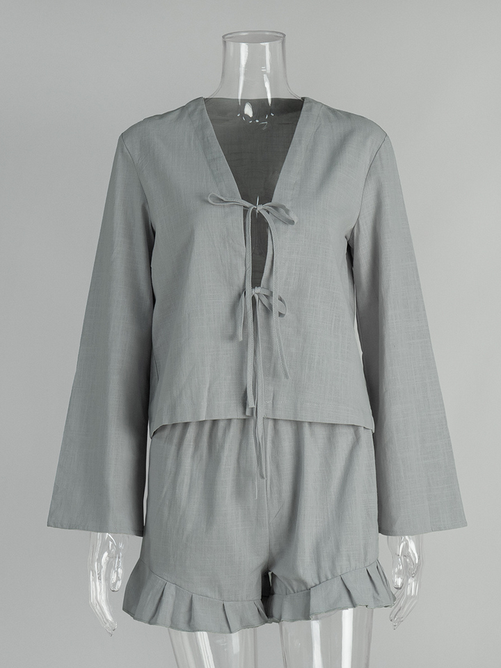 レースアップシャツフリルショートパンツセット