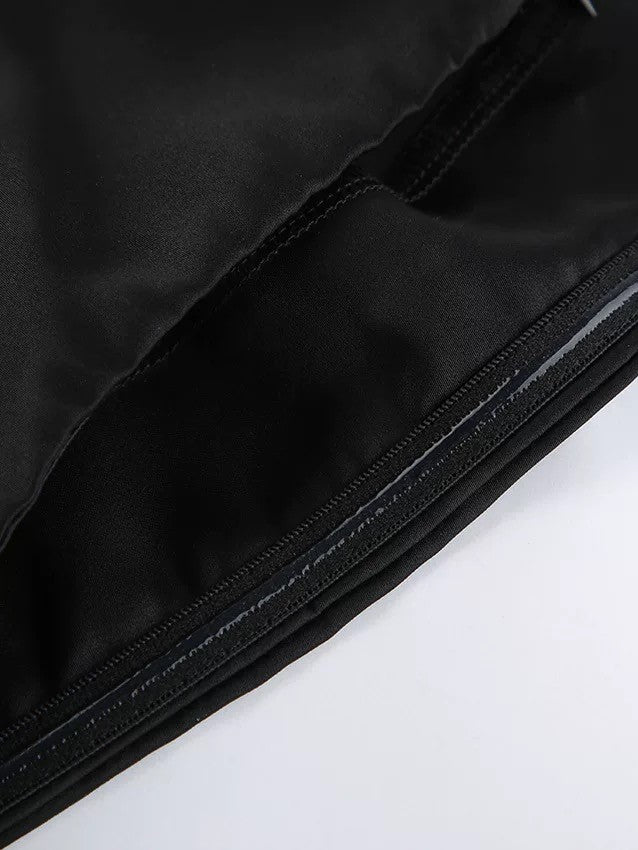 サテンポケット付きワンピース