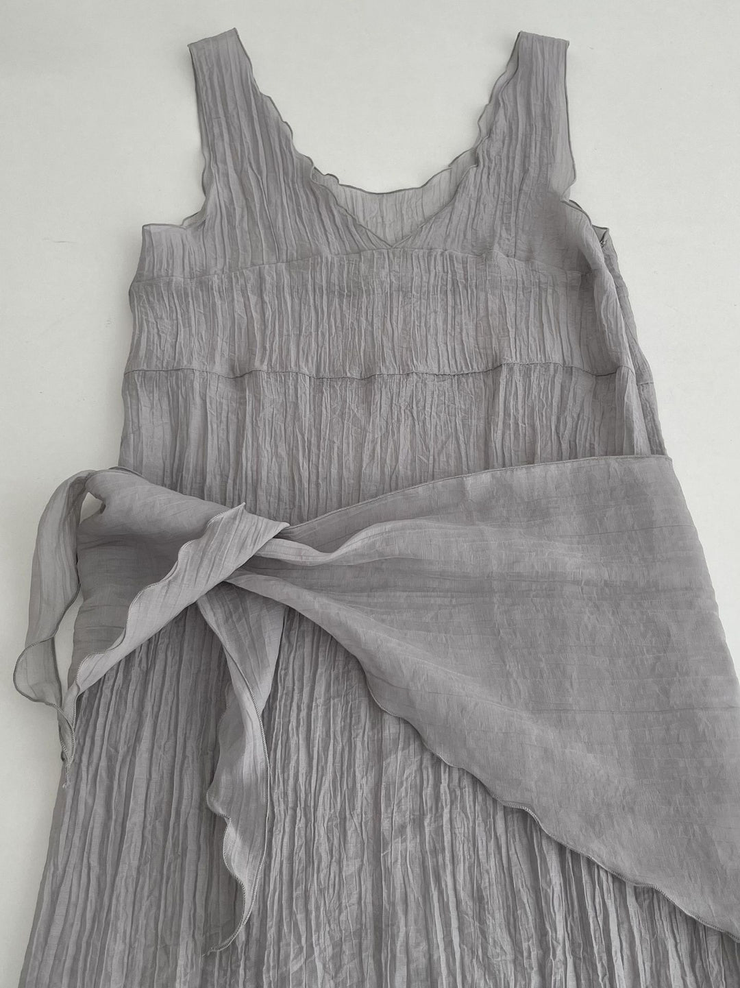 スカーフ付きテクスチャーワンピース