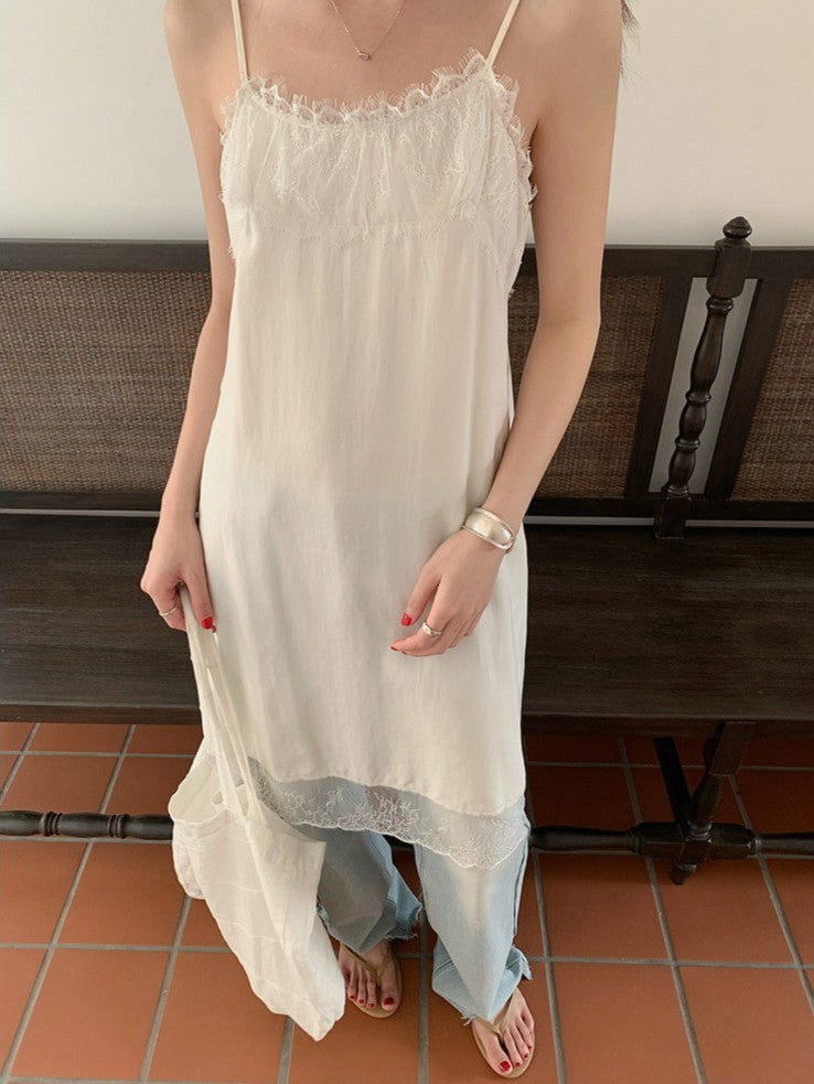 サテンレースワンピース