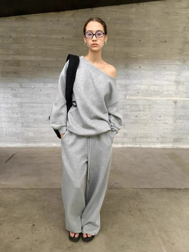 オフショルスウェットセットアップ