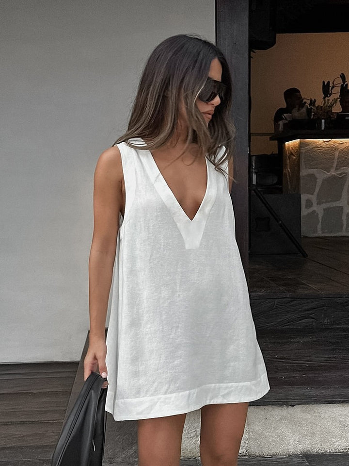 コットンVネックスリーブレスミニワンピース