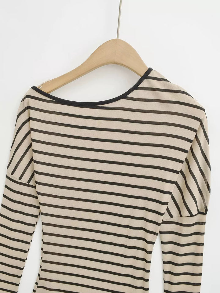 バイアスストライプオフショルカットソー