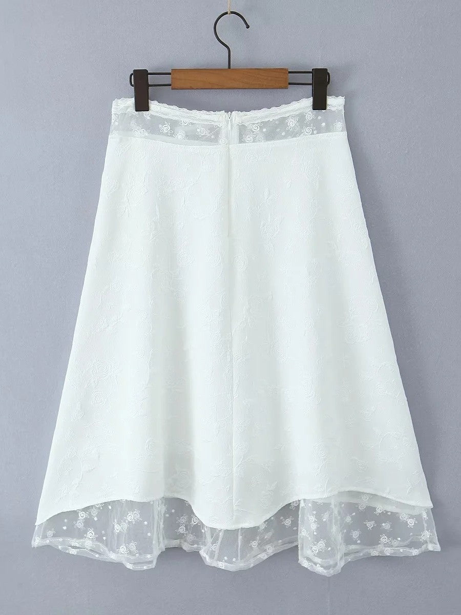 レイヤード風シアーレースミディスカート