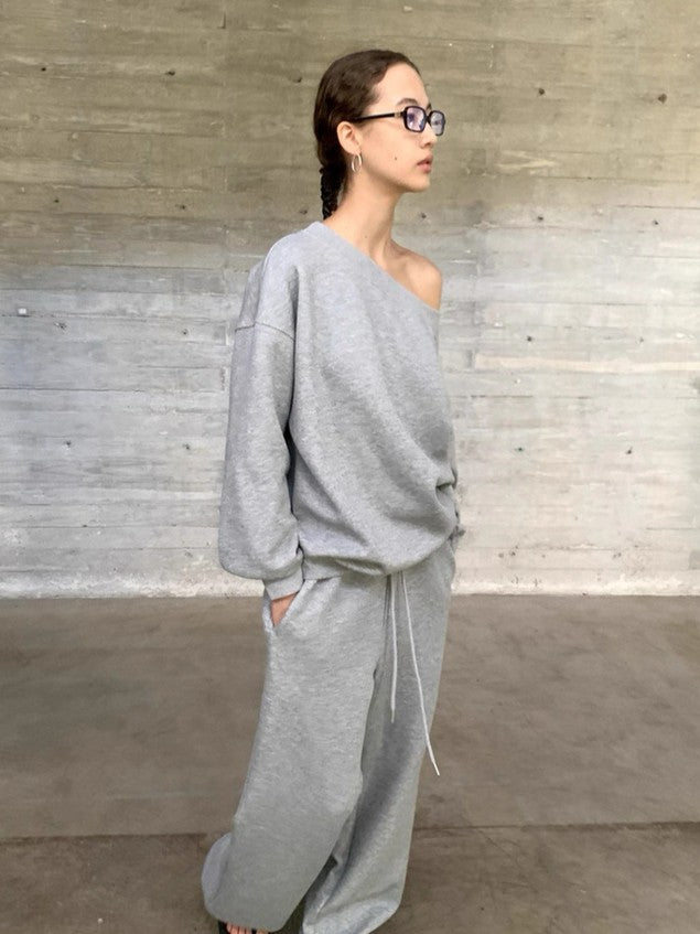 オフショルスウェットセットアップ