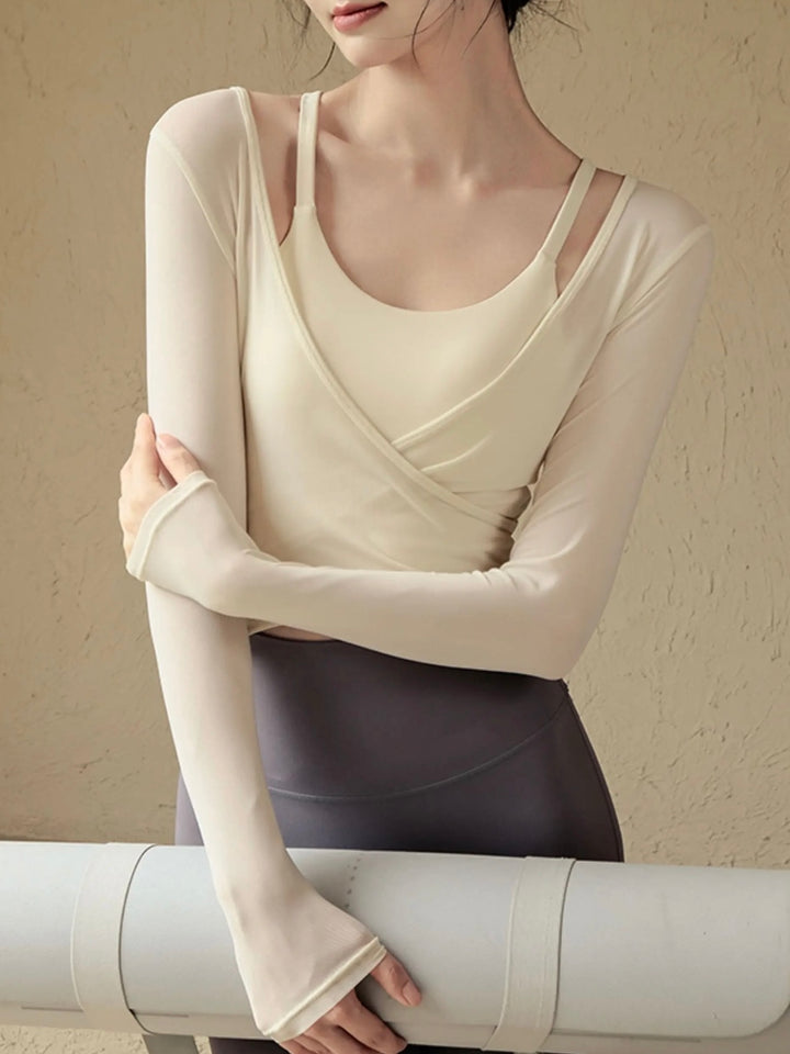 シアーカップイントップス＋フレアレギンスセット