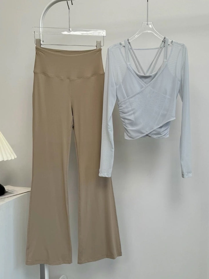 シアーカップイントップス＋フレアレギンスセット