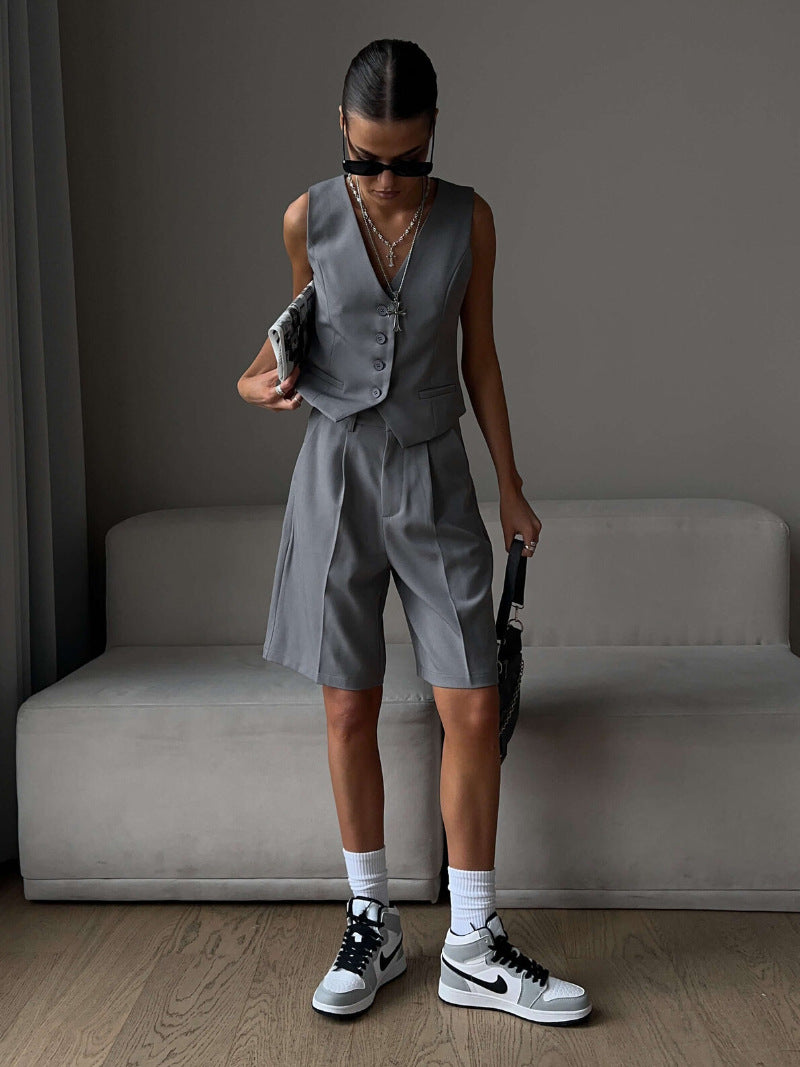 クラシカルベストバミューダパンツセットアップ