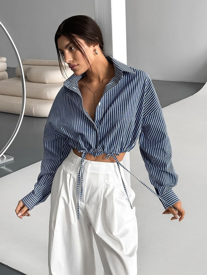 ストライプクロップドシャツ