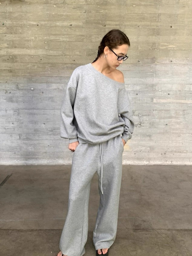 オフショルスウェットセットアップ