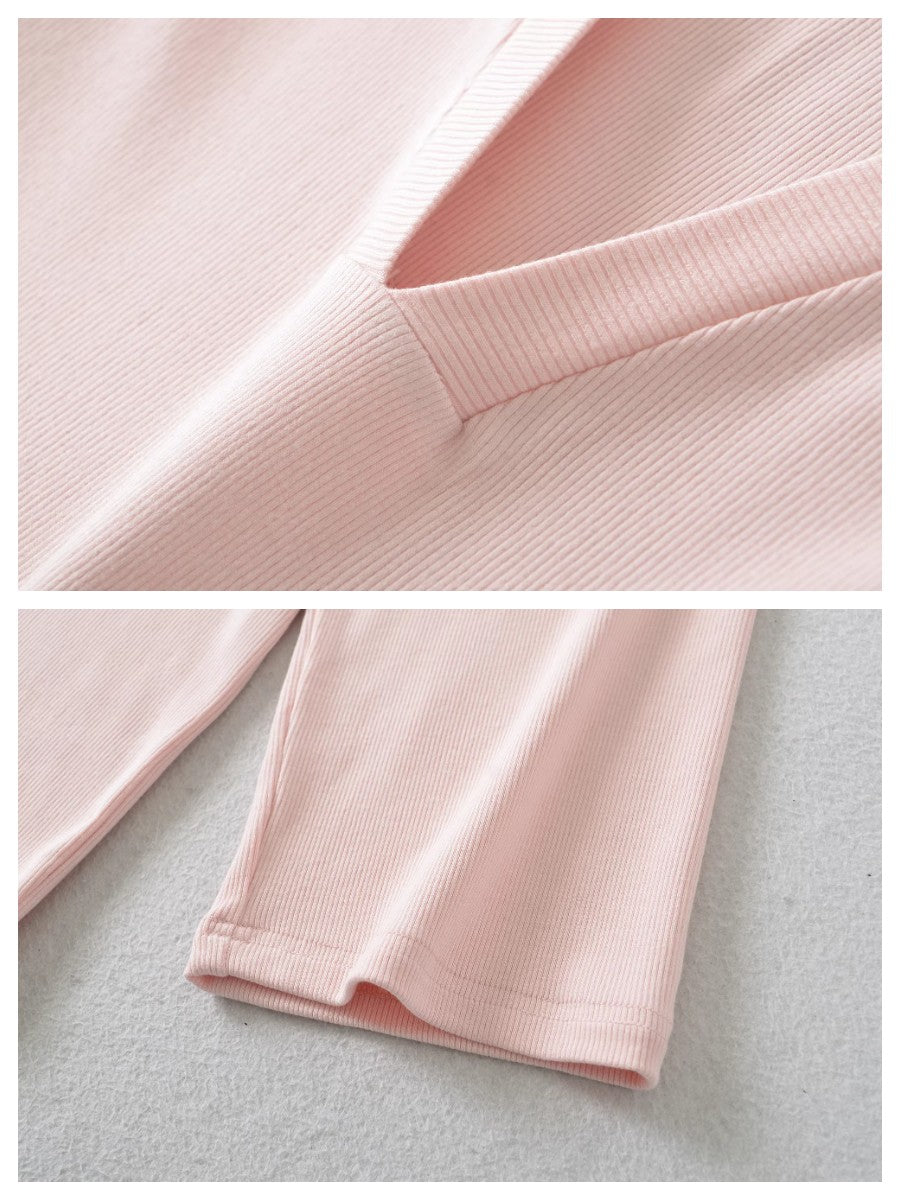 Vネックリラックスリブトップス