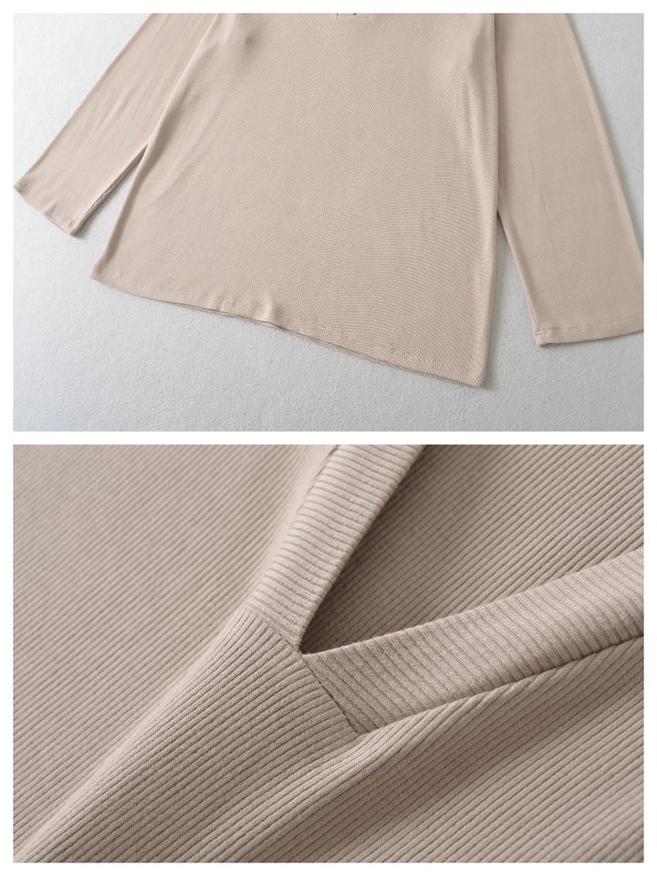 Vネックリラックスリブトップス