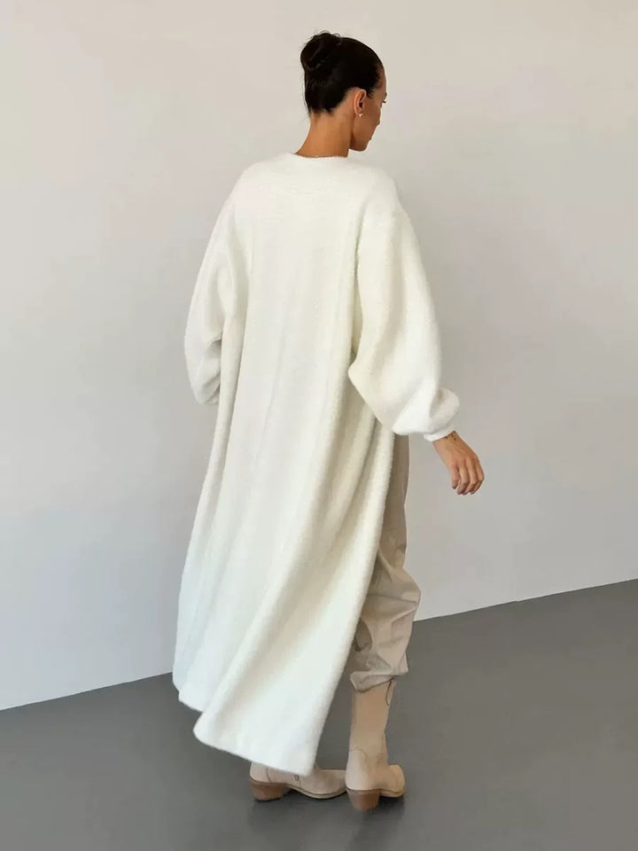 ホワイトニットロングコーディガン