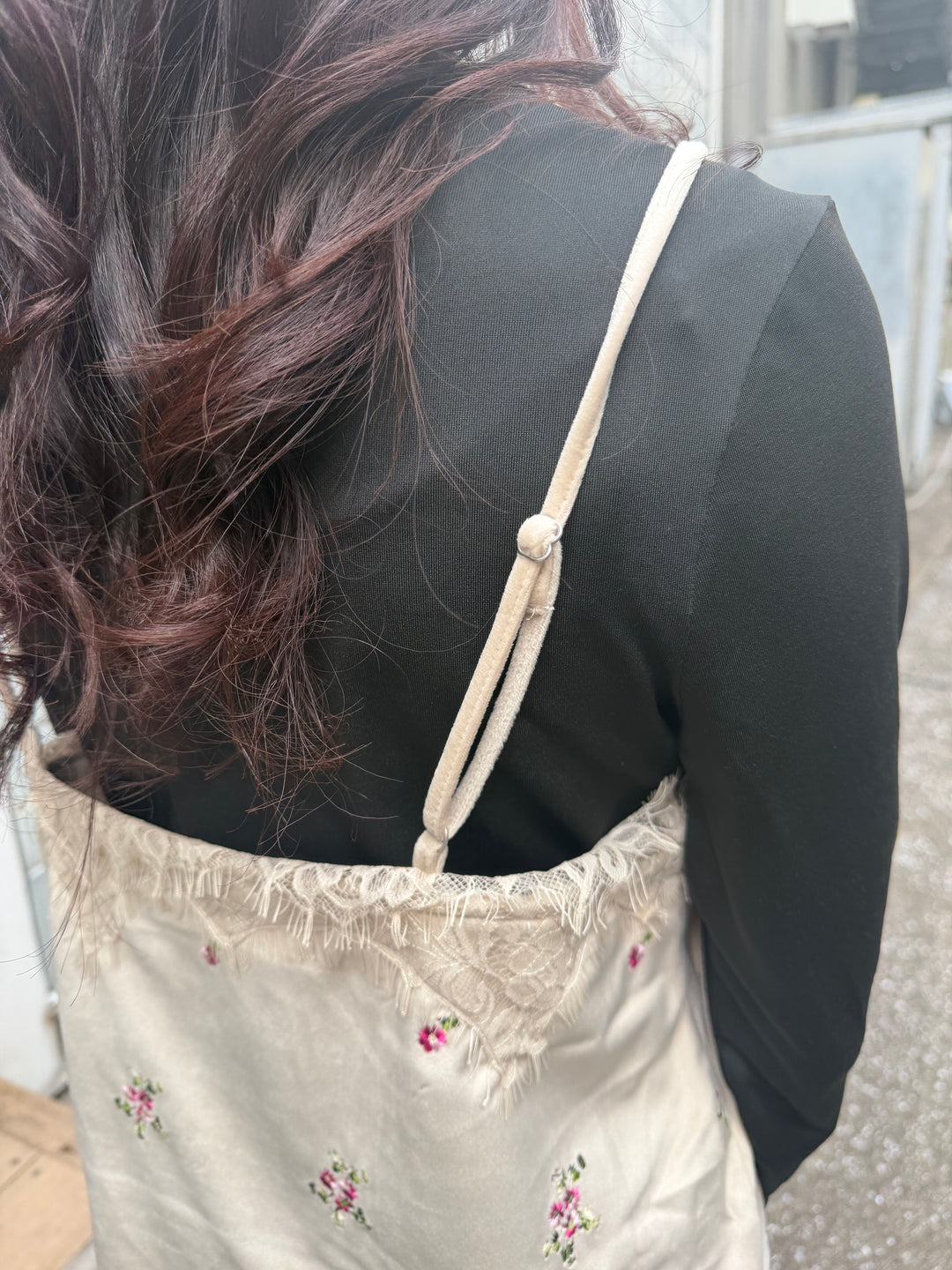 【 Select 】ベロアフラワー刺繍レーストリムキャミソール