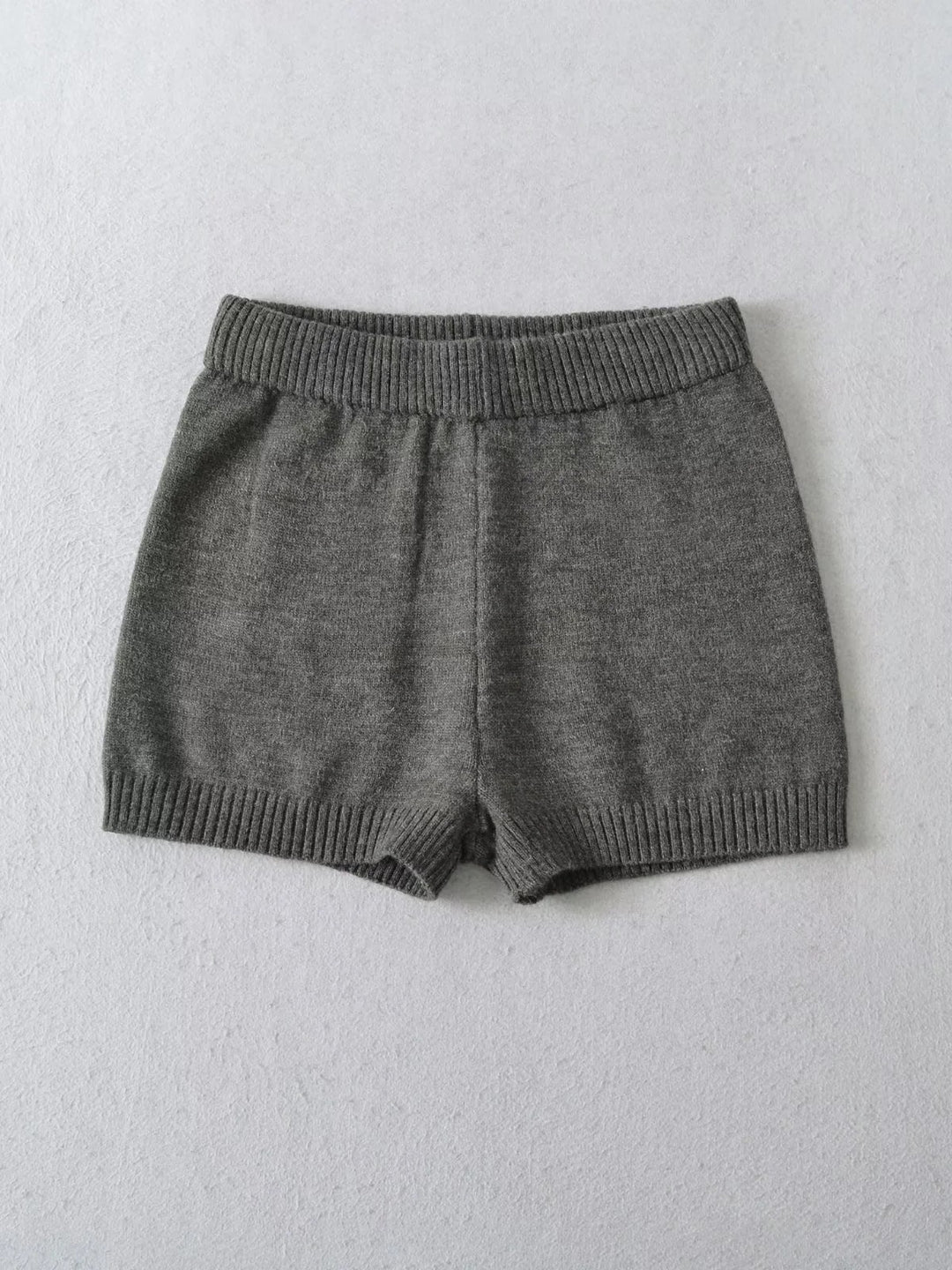 リブヘムニットショートパンツ