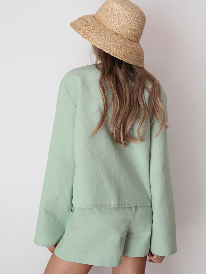 レースアップブラウスセージグリーンセットアップ