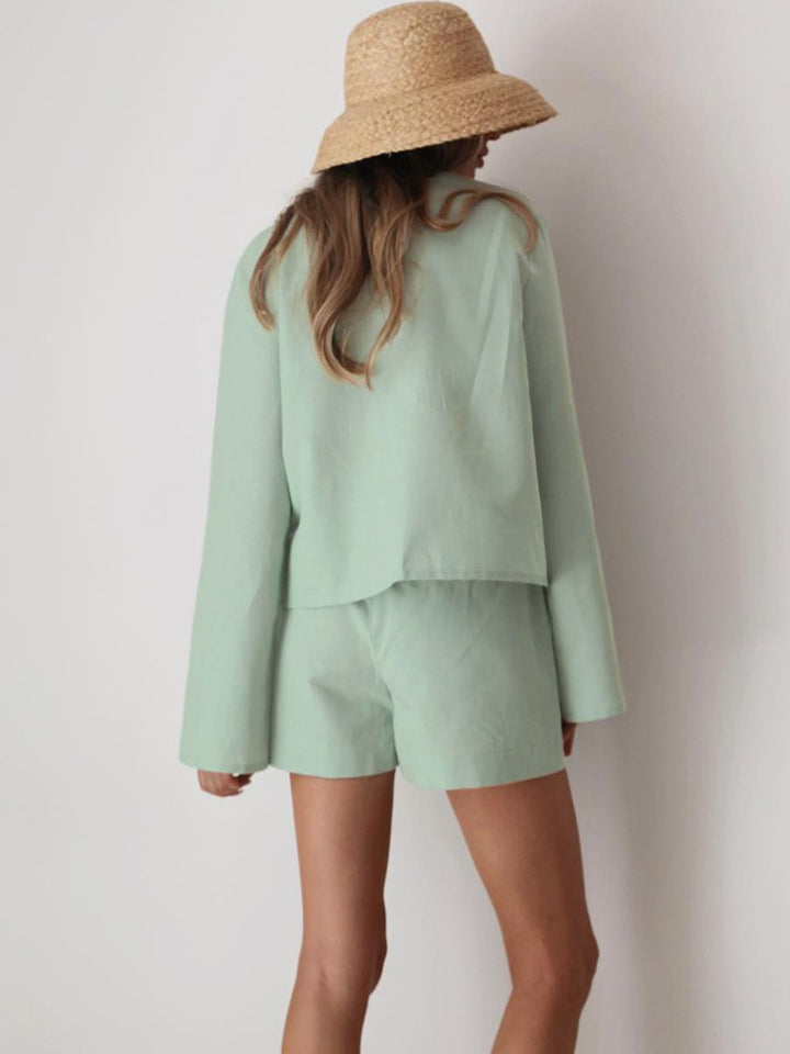 レースアップブラウスセージグリーンセットアップ