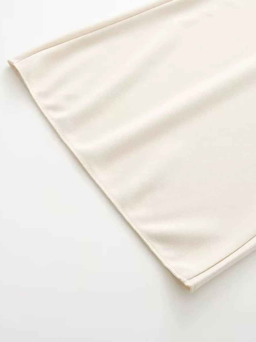 バックオープンTシャツパンツセット