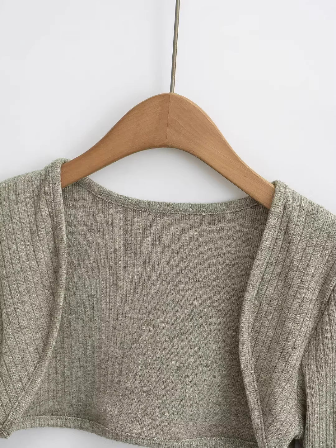 スリットスリーブリブニットボレロカーディガン