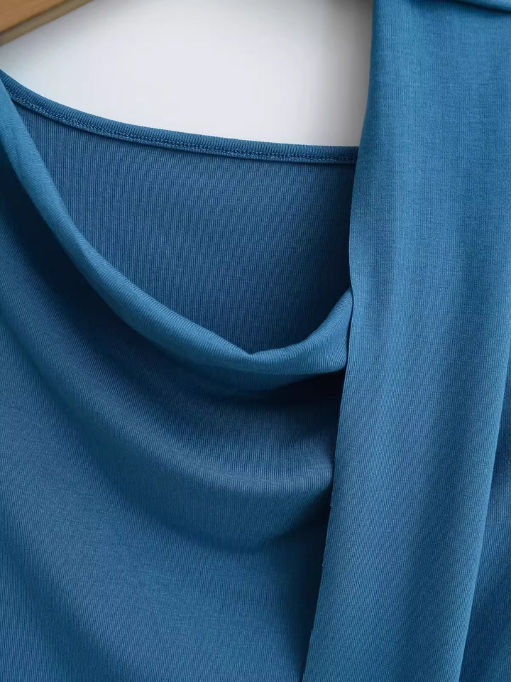 タイ付きドレープネックトップス