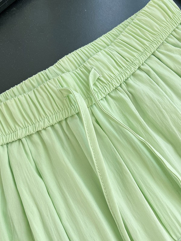 ワッシャーパラシュートパンツ