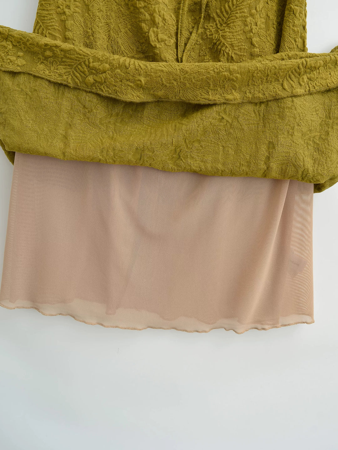 フラワーリーフテクスチャーキャミソールミニワンピース