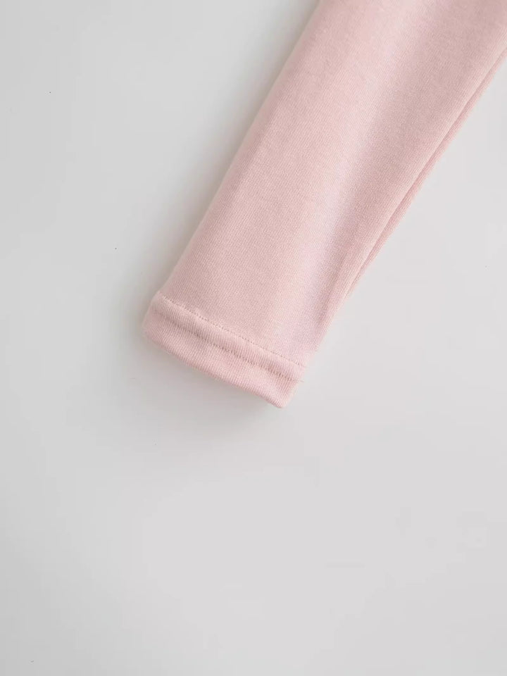 カップ付きオフショルダートップス